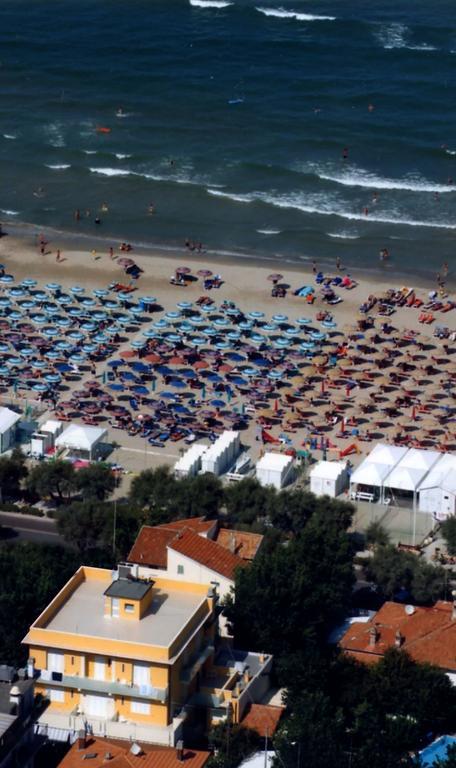 Hotel Vienna Senigallia Extérieur photo